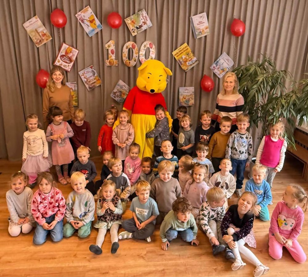 Mikei Pūkuotukui sukako 100 metų!